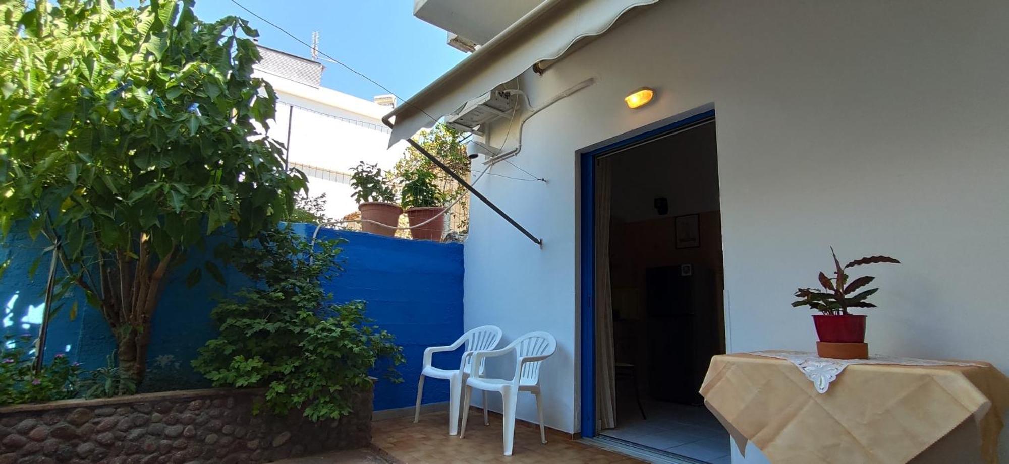 Pension Gina Méthana Exterior photo